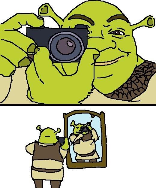 Шрек с фотоаппаратом